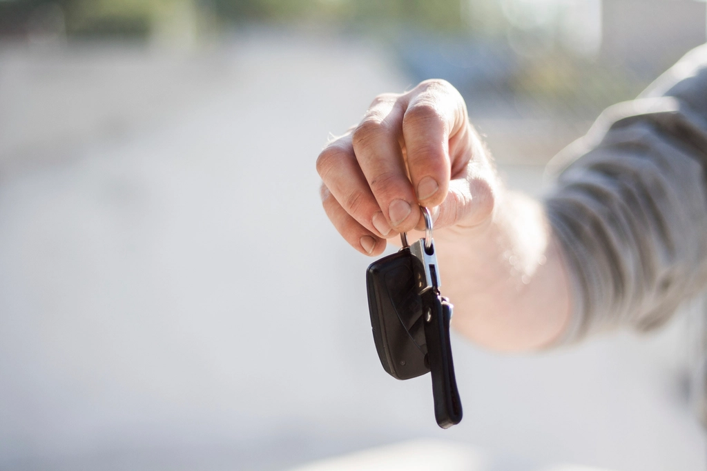 Car Loan Guide: Interest Rates, Down Payment & Smart Buying Tips
